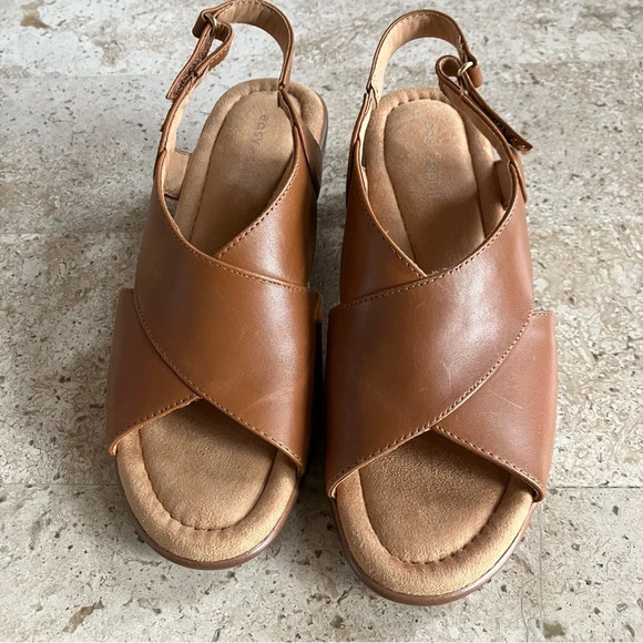 NWOB Easy Spirit Chantal  Brown Leather Casual Heeled Sandals 7 - Picture 10 of 13